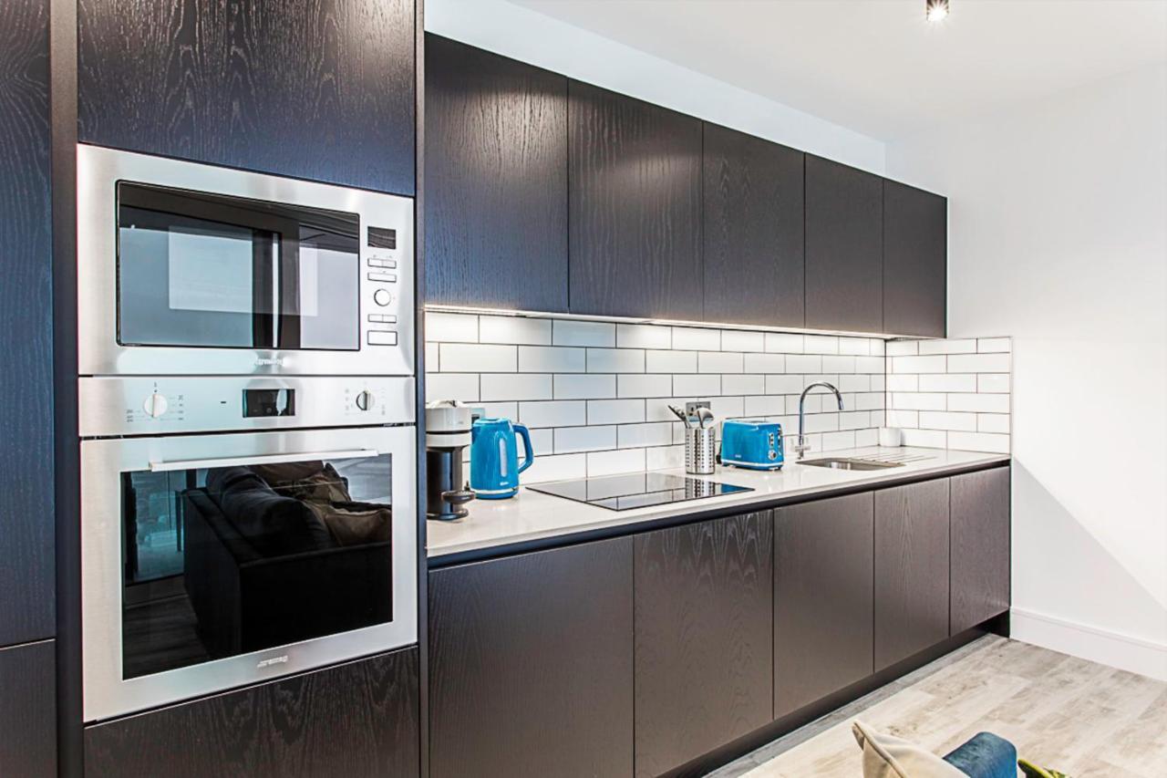 Icon Tower Flat Vii